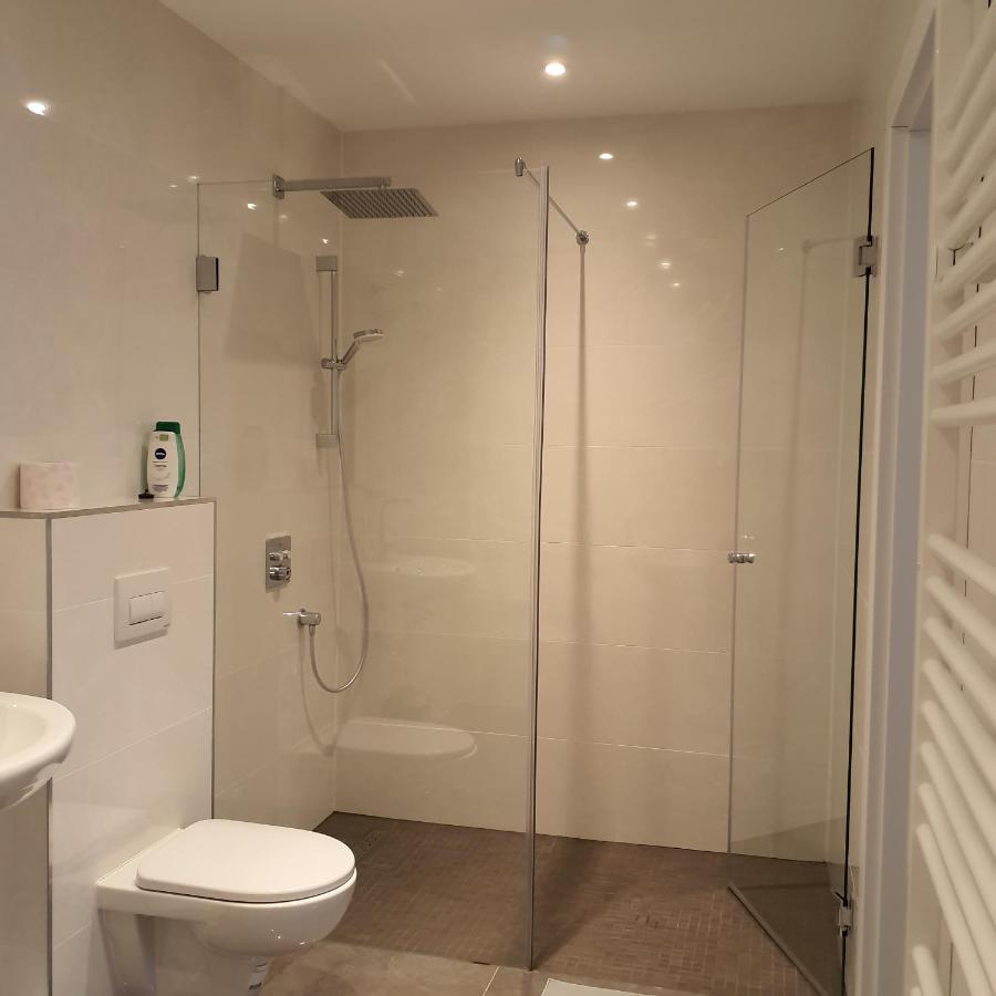 Top Apartment Wina Bagian luar foto
